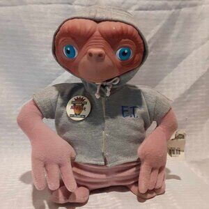 Vintage E.T Firm Plush with Original Purchase Tag Universal Studios & Hard Rock